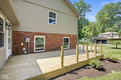 1336 S Heron Drive E, New Palestine - 50