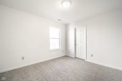 828 Blue Ash Trail, Greenwood - 27