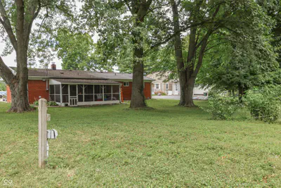 8025 Sycamore Road, Fairland - 32