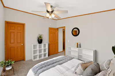 150 Sunset Court, Cicero - 34