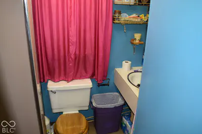 1883 Shady Lane, Columbus - 11