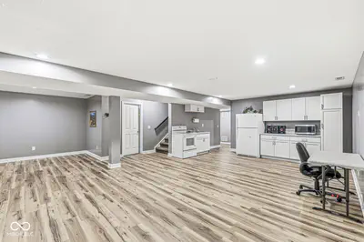 6306 Curlew Lane, Zionsville - 5
