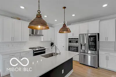 5216 Bayberry Court, Whitestown - 20