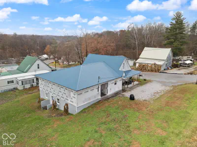 410 Main Street, English - 62