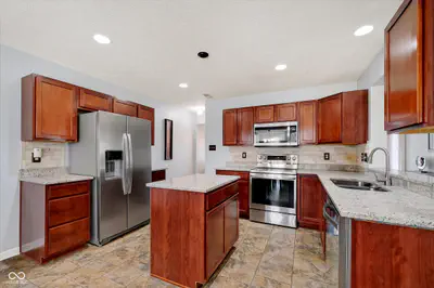 5882 Independence Avenue, Indianapolis - 12