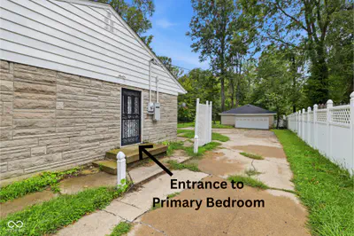 6204 Madison Avenue, Indianapolis - 29