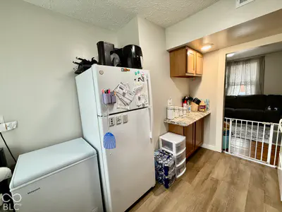 635 High Street, Versailles - 6