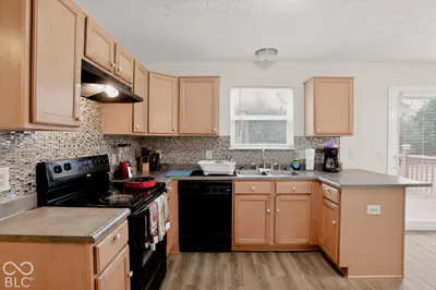 11915 Newcastle Drive, Indianapolis - 17