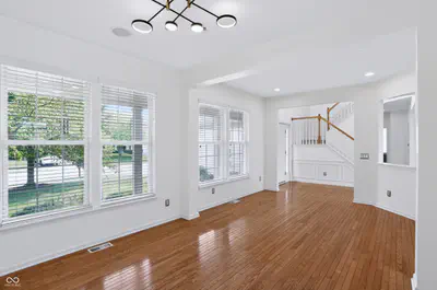 13973 Avalon East Drive, Fishers - 18