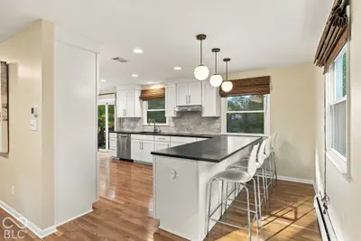 7836 N Chester Avenue, Indianapolis - 9