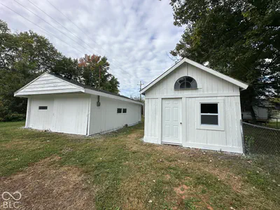 208 N East, Roachdale - 53