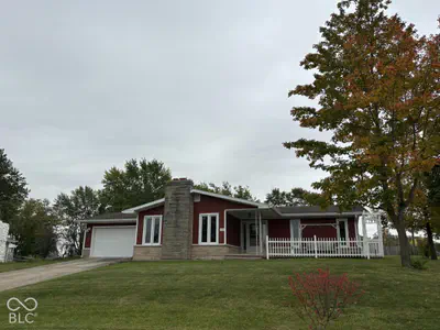 210 Hillside Drive, Hartford City