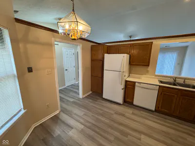 4012 Jason Avenue, Franklin - 8
