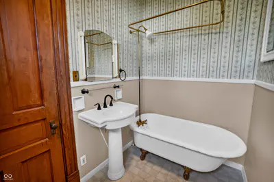 321 State Street, North Vernon - 17