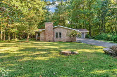 1042 Farmington Drive, Crawfordsville - 3