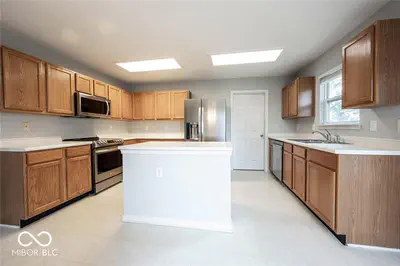 10290 Tournon Drive, Fishers - 17