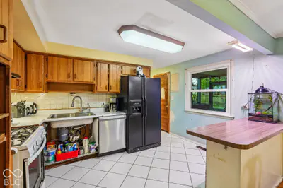 1630 W 76th Place, Indianapolis - 11