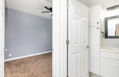 9162 Janelle Drive, Seymour - 60
