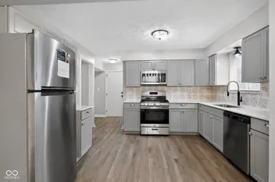 10211 Meadowlark Drive, Indianapolis - 11