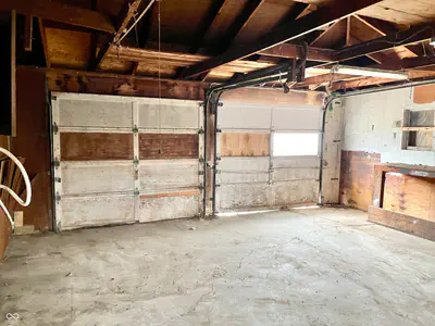 310 S Pleasant Street, Edinburgh - 57