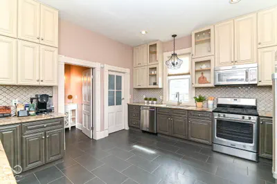 601 Sanders Street, Indianapolis - 7