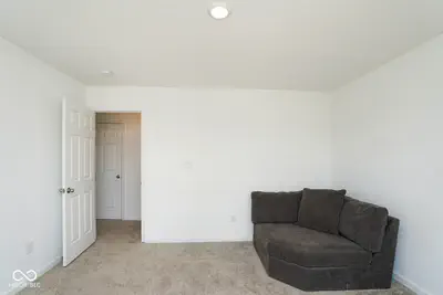 6602 W Whispering Way, Greenfield - 46