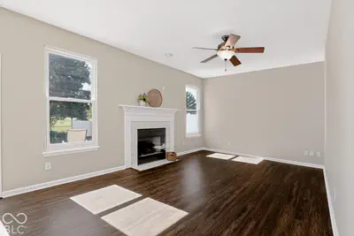 9025 Exeter Court, Fishers - 12