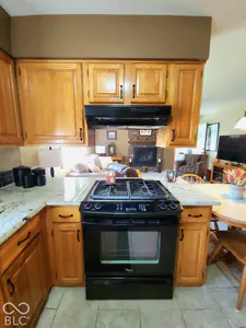 1345 Crest Court, Plainfield - 39
