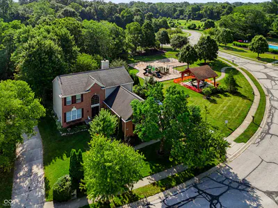 7761 Prairie View Drive, Indianapolis - 55