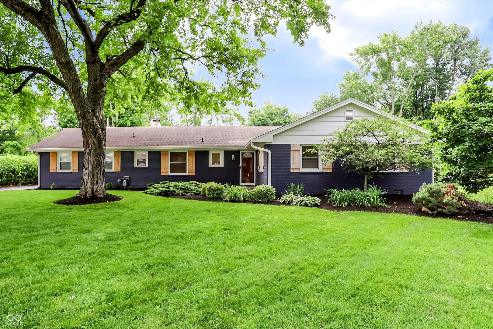 4945 Dearborn Street, Indianapolis