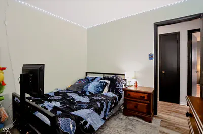 166 Altum Court, Bargersville - 30