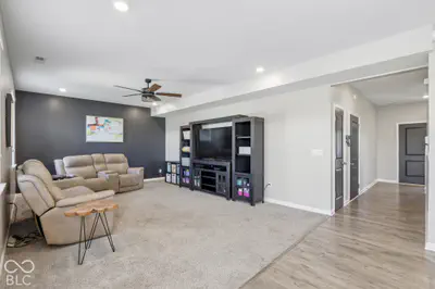 5738 Flat Hill Drive, Indianapolis - 18