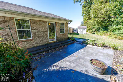 554 Cresthaven Drive, Indianapolis - 59