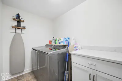 7545 Abundance Lane, Avon - 41