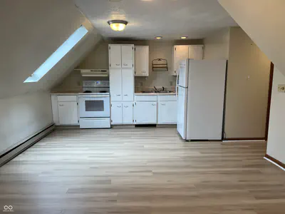 65 Main Unit 2, Jamestown - 3