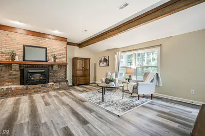 600 Leisure Lane, Greenwood - 16