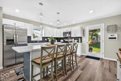 831 Sarasota Drive, Seymour - 10