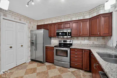 8036 River Bay Drive, Indianapolis - 10