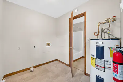 2231 Mapleton Court, Columbus - 27