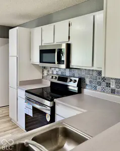 6119 Rocky River, Indianapolis - 6