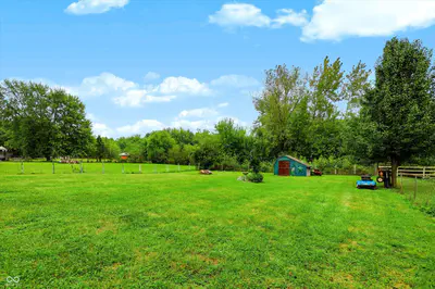5311 300, New Palestine - 42