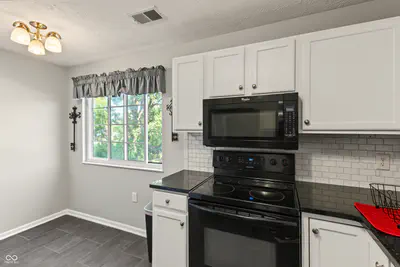 8750 Yardley Court, Indianapolis - 7