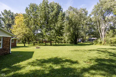 10461 Woodlawn Drive, Carmel - 46