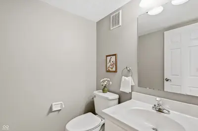 8017 Branch Creek Drive, Indianapolis - 17