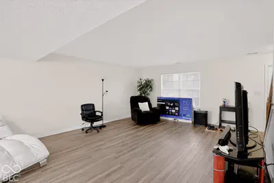 11915 Newcastle Drive, Indianapolis - 4