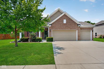 8922 Springview Drive, McCordsville - 3