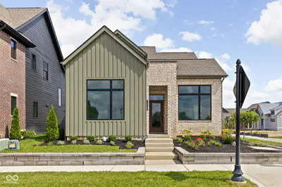 1558 Rochester Drive, Westfield