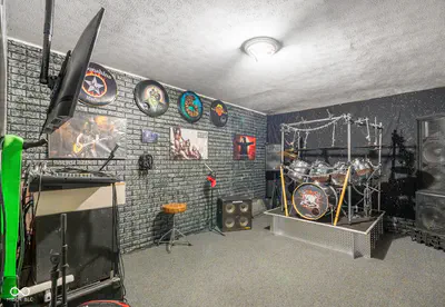 1802 Ewing Street, Seymour - 30