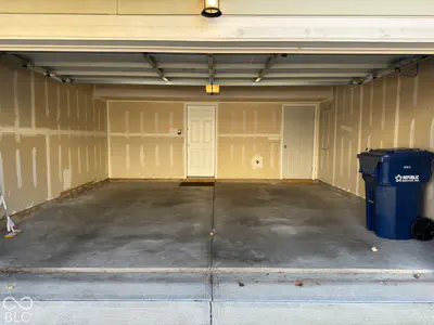 6338 El Paso Street, Whitestown - 5