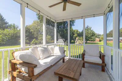 1454 Lexington Trail, Greenfield - 33